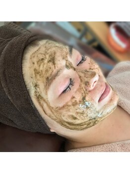 リヒト(LiHiTO)の写真/【毛穴&ニキビケア/肌トラブル改善◎】本気の肌質改善★しっかりハーブピーリング[剥離有]¥17600→¥13200