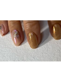 magnet on mirror×shelltile