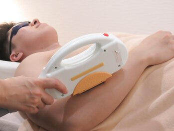 グランツ(GLANZ)の写真/垢抜けメンズにおすすめ!濃い毛への効果に定評あり◎男性も気軽に通える脱毛サロン♪【ヒゲ脱毛¥2980】