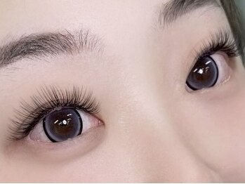 ルノア(Lunoa)の写真/もう常識！？話題の“LEDマツエク”が人気♪【耐水・耐オイル】LEDグルーは全メニュー対応です◎/浦和