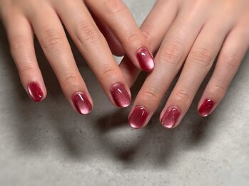 シーン(SHEEN)/秋のボルドーマグネット