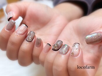 マグネット×ビジューネイル