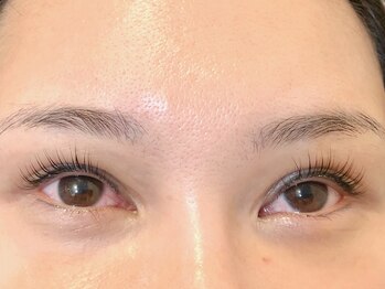 ビビデバビデ(Vivide Vavide)/【まつげパーマ】パリジェンヌ