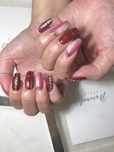 ナナズネイル 西小倉店(NANA's Nail)/