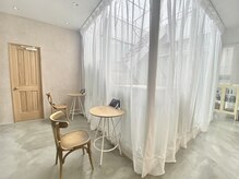 リノ リラクシング アンド スパ 中目黒(Lino Relaxing & Spa)の雰囲気（モルタル基調のシックな空間で特別なひと時を♪自然光◎）