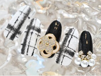 ネイルサロンラグジュアリー 梅田店(LUXURY)/