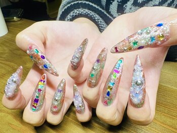 バンザイネイル 下北沢(BANZAI NAILS)の写真/【下北沢駅徒歩3分】長さだしにワンカラ―やラメグラはもちろん持ち込みデザインもOK◎定額デザインも有♪