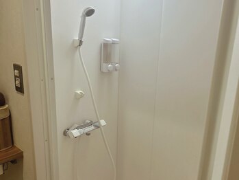 ともしび/酵素風呂後のシャワールーム