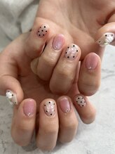 ミル(Mille)/大人気！ドット柄ネイル