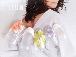 【花柄ネイル】