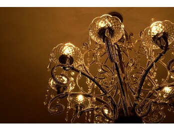 マリス(MARISS)/おしゃれシャンデリア<シミ改善>