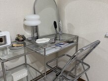 アルフォンス 八千代緑が丘(Alphonse)の雰囲気（店内ドレッサー）