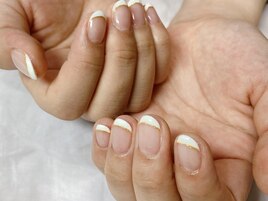 フレンチネイル　￥4780