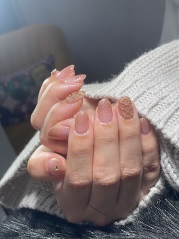 ジョリ チュン(JOLIE TRUONG)/