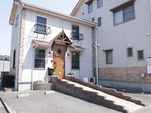 フワフワ(fuwa-fuwa)の雰囲気（お店の前に車停めて頂けます。）