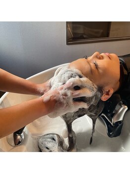 アーティスワイ(Artis Y)/シャンプーヘッドスパ