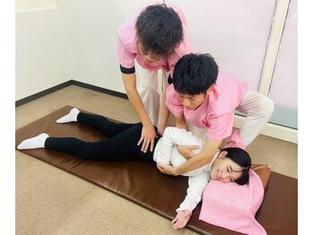 ふじた整骨院/施術【ぽきぽき下半身骨格矯正】
