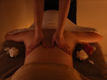 ル プランジェ/アロマリンパマッサージ【江坂】