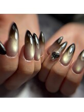 マカナネイル(makana nail)/マグネット×黒グラ