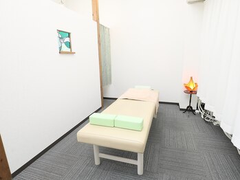 エアリー整体/ゆったり広々、施術スペース◎