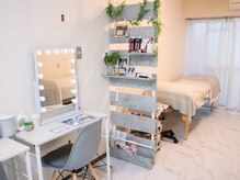 まつげ時々まゆ毛 / ℃/ドレッサーでメイク直しもOK