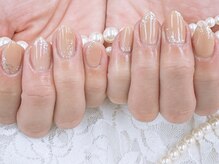 ハニービービー(Honey Bee Bee)/ラメがけネイル