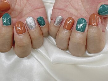 ハニービービー(Honey Bee Bee)/夏色ニュアンスネイル