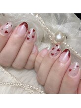 アオマリー(Aomalie)/ハートフレンチネイル　¥10,560