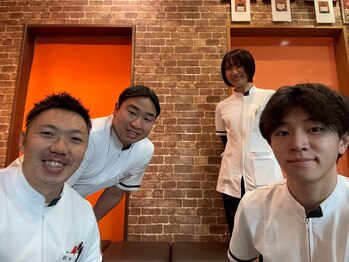 かつら整骨院/背骨ゆがみ整体