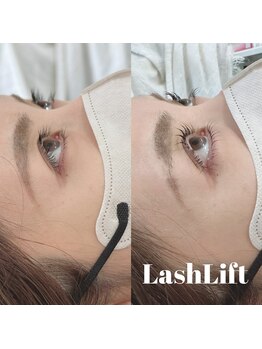 アグライア(Aglaia)/