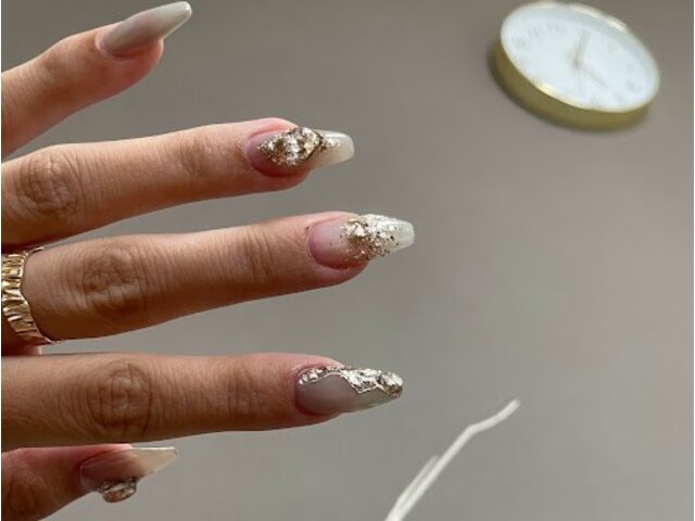 iLy nail salon 