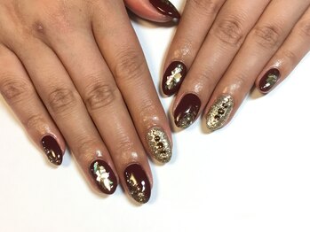 ラウト デコレーションアンドネイルサロン(Lauto Decoration&Nail Salon)/ボルドーワンカラーネイル