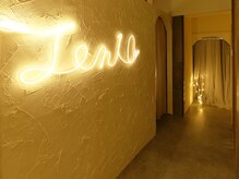 テン(Ten10)/暖色で統一された店内♪