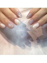 リッシュ ドゥ(RICHE deux)/くすみブルーのニュアンスネイル