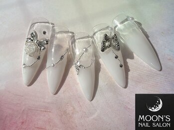 ムーンズ(Moon's)/