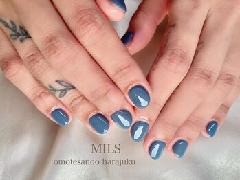 ミルズ オモテサンドウ(MILS omotesando)/ワンカラー