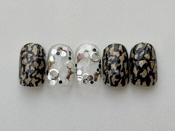 蛇柄ニュアンスアート