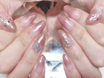 ジェイノヴァール(Jnovart)の写真/シンプルな中にもトレンドを取り入れた上品なデザインが魅力★お仕事や家事で派手にできない方にオススメ◎