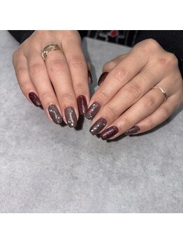 担当スタッフ　HAZAMA