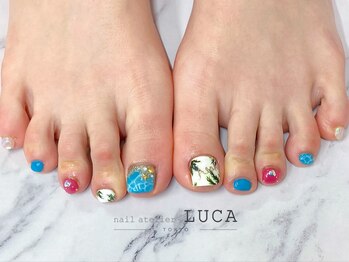 ネイルアトリエルカ(nail atelier LUCA)/W-598 大人可愛い夏フットネイル