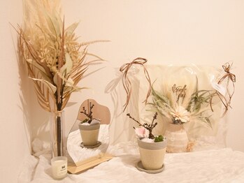 アイリー 眉毛 天王寺店/店内