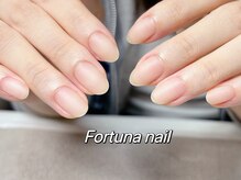 フォルトゥーナ 神田(Fortuna)/パラジェル　自爪風ネイル