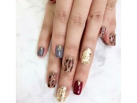 ニュアンスレオパードネイル