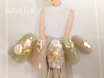 アグニークリッシェ(Agunik Riche)/【ぷっくりフラワーネイル】
