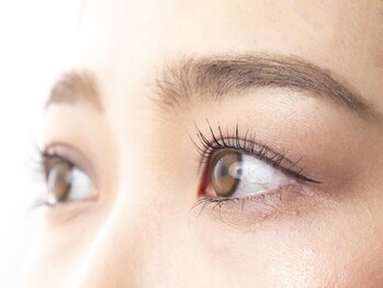 アンベリール(Embellir)/