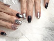 ウパラ(upala)/ダークカラーで秋先取り