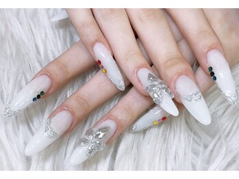 ホワイトネイル