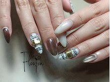 フローフェン(Floofen)/