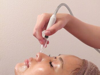 メナードフェイシャルサロン 中区早出店の写真/大人気!【毛穴汚れごっそり】11工程フェイシャル＋9種のハーブピーリング4400円/毛穴レスな艶肌に…！