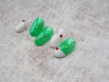 カトルナフ(quatre fois neuf)/メロンカラーのアートネイル